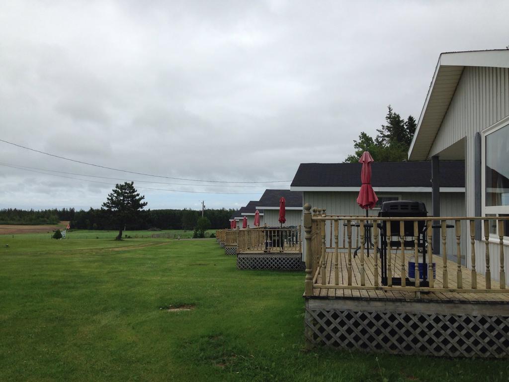 Meadowview Cottages North Milton Exterior photo